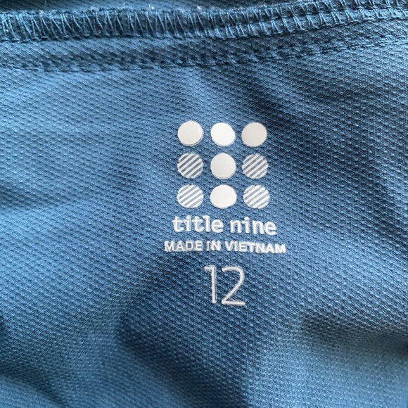 Title nine Clamber capris size 12 - Picture 5 of 9